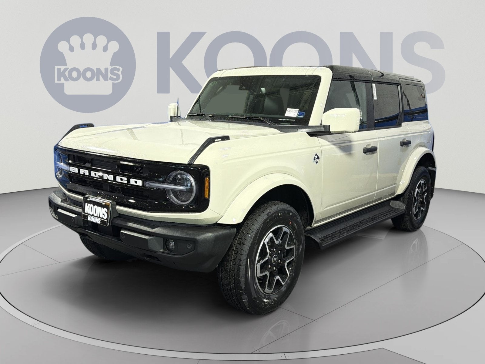 2026 Ford Bronco Outer Banks in Beige — front three-quarter view