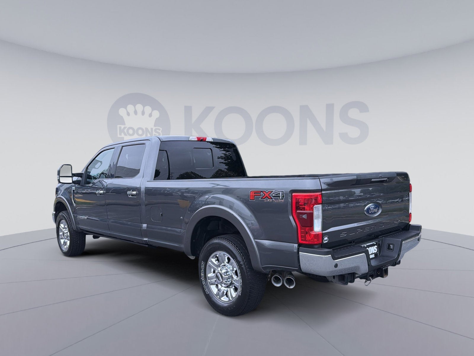 2017 Ford F-350SD — interior view