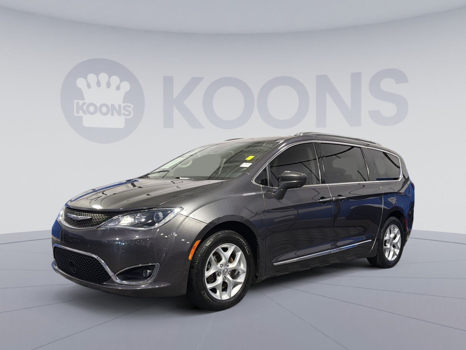 2018 Chrysler Pacifica Touring L Plus in Granite Crystal Metallic Clearcoat — front three-quarter view