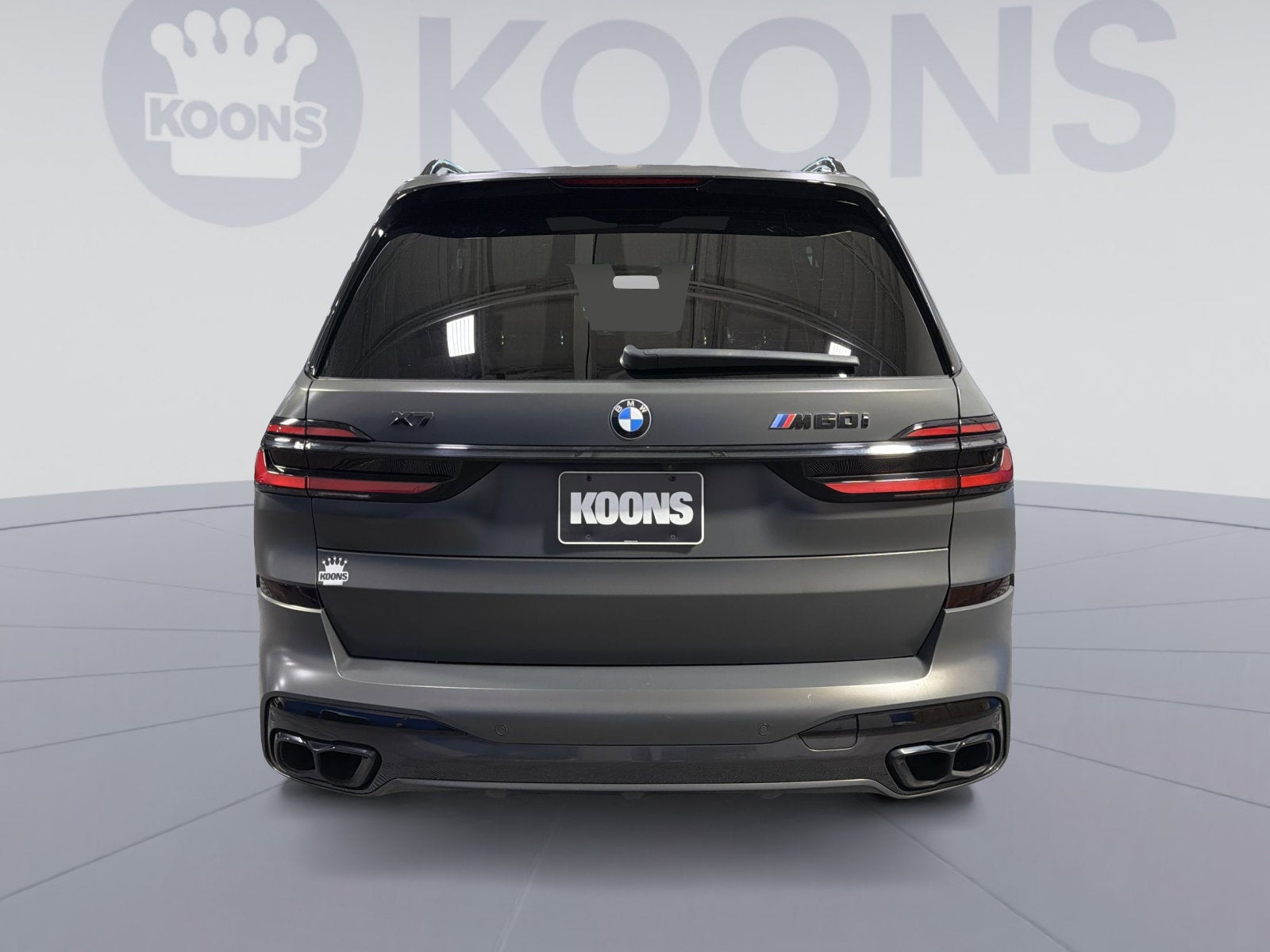 2024 BMW X7 — detail view